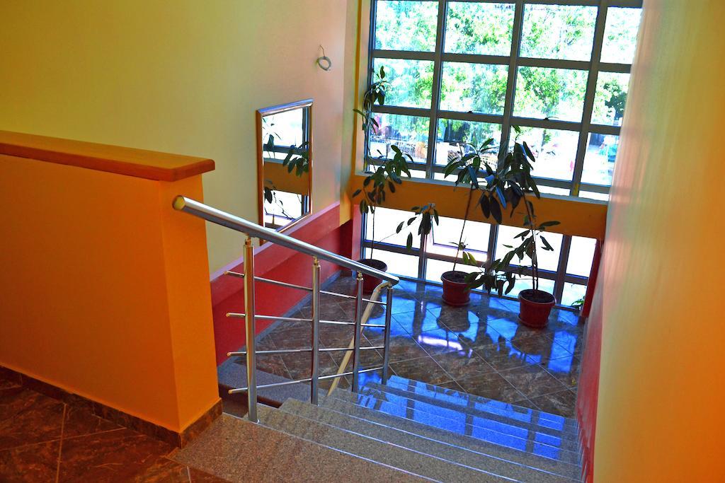 Sirena Marta Hotel Sutomore Buitenkant foto