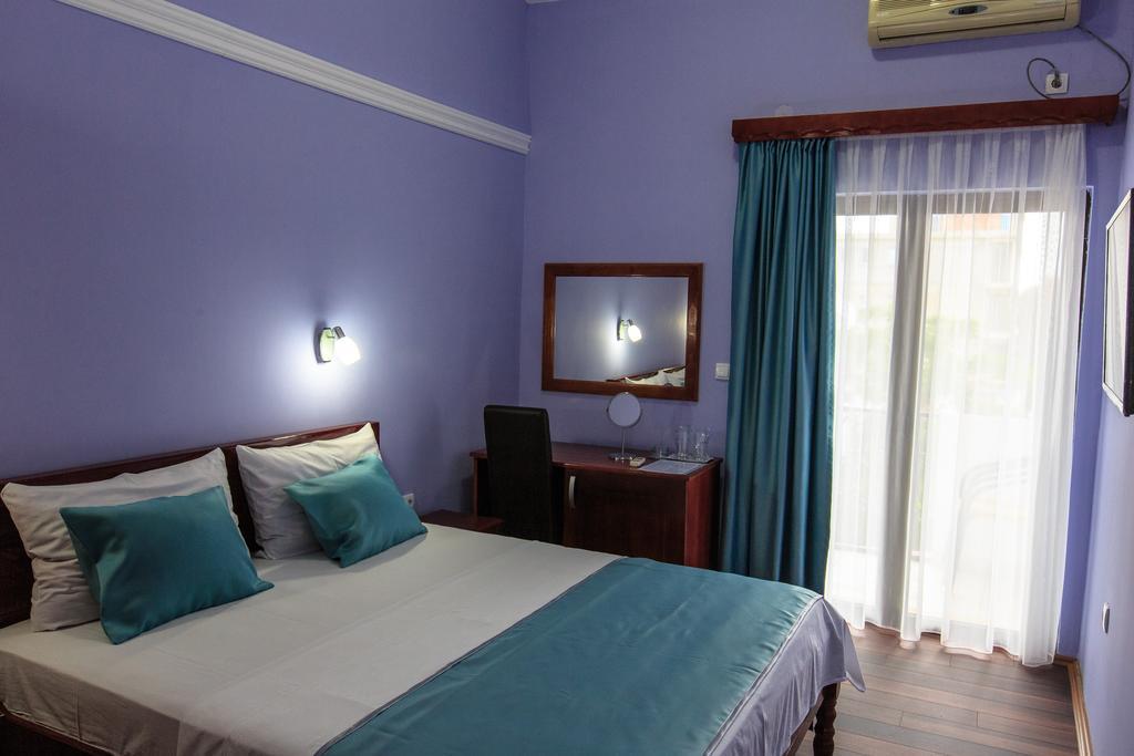 Sirena Marta Hotel Sutomore Buitenkant foto
