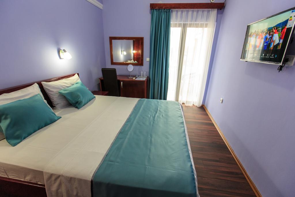 Sirena Marta Hotel Sutomore Buitenkant foto